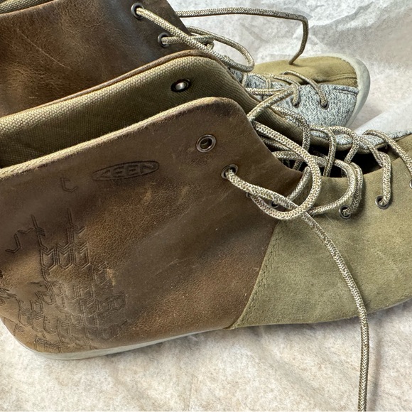 Keen Lace Up Boots in Brown, Olive Green and Gray with Modern Two-Tone Design. - Picture 6 of 10